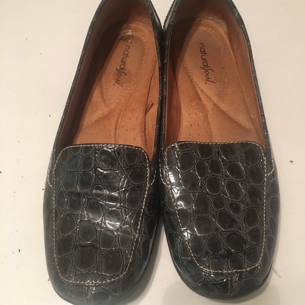 Natural Soul flat shoes